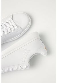 Tory Burch - Buty skórzane. Nosek buta: okrągły. Zapięcie: sznurówki. Kolor: biały. Materiał: skóra #4