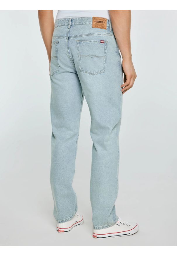 Big-Star - Jeansy męskie loose niebieskie Zack 185. Okazja: na co dzień. Stan: podwyższony. Kolor: niebieski. Styl: casual, vintage, klasyczny