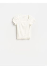 Reserved - T-shirt slim fit z modalem - biały. Kolor: biały. Materiał: dzianina