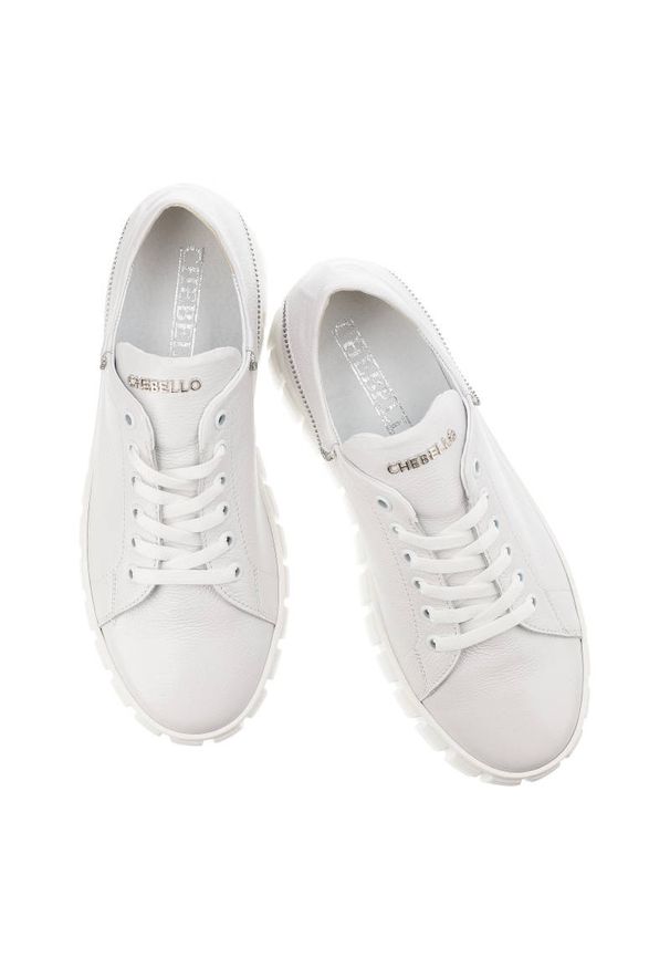 CheBello - Białe Sneakersy Chebello Damskie Stylowe Obuwie. Kolor: biały. Materiał: skóra. Szerokość cholewki: normalna. Sezon: wiosna. Obcas: na platformie. Styl: elegancki