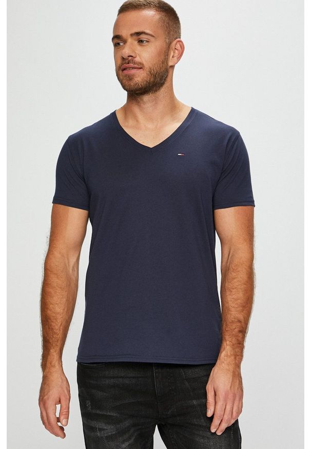 Tommy Jeans - T-shirt DM0DM04410. Okazja: na co dzień. Kolor: niebieski. Materiał: dzianina. Styl: casual