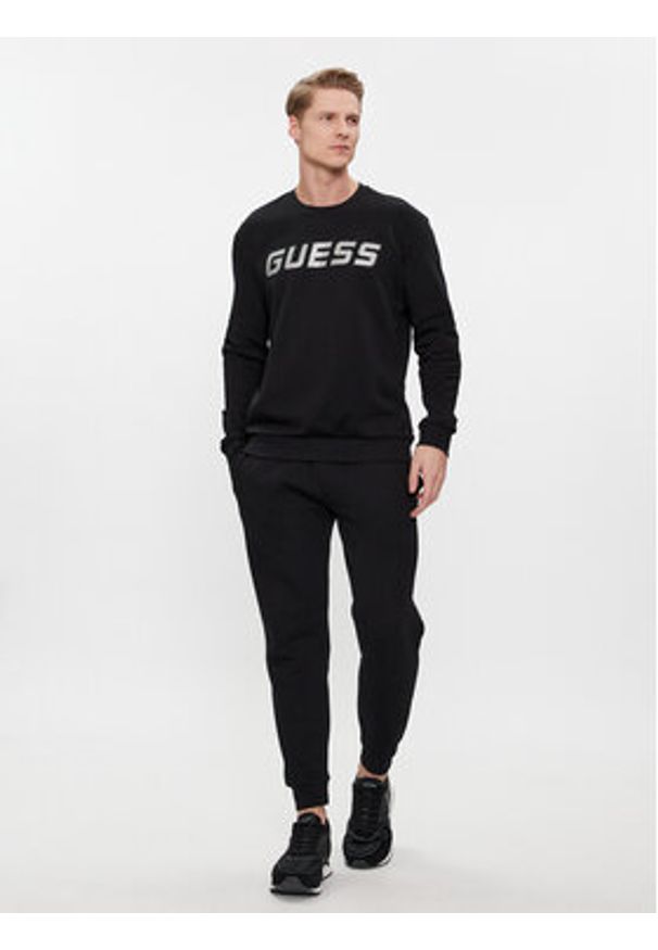 Guess Bluza Medgar Z4RQ13 KBK32 Czarny Regular Fit. Kolor: czarny. Materiał: bawełna, syntetyk