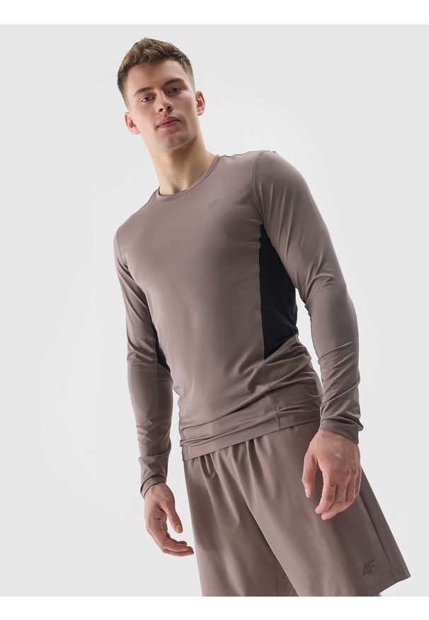 4f - 4F Longsleeve treningowy z materiału z recyklingu męski - brązowy M. Kolor: brązowy. Materiał: materiał. Długość rękawa: długi rękaw. Długość: długie. Wzór: gładki, jednolity, ze splotem. Styl: klasyczny. Sport: fitness