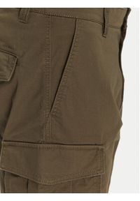 GANT - Gant Szorty materiałowe 205069 Khaki Relaxed Fit. Kolor: brązowy. Materiał: bawełna #2