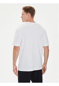 Calvin Klein T-Shirt Off Placement K10K113102 Biały Regular Fit. Kolor: biały. Materiał: bawełna #5