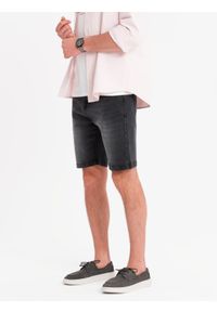 Ombre Clothing - Szorty męskie denimowe o klasycznym kroju – czarne V4. Kolor: czarny. Materiał: jeans, elastan, skóra, bawełna. Wzór: aplikacja. Sezon: lato. Styl: klasyczny