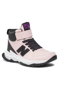 Buty do chodzenia dla dzieci New Balance PT800TP3. Kolor: różowy. Materiał: skóra, syntetyk, materiał. Szerokość cholewki: normalna. Sport: turystyka piesza