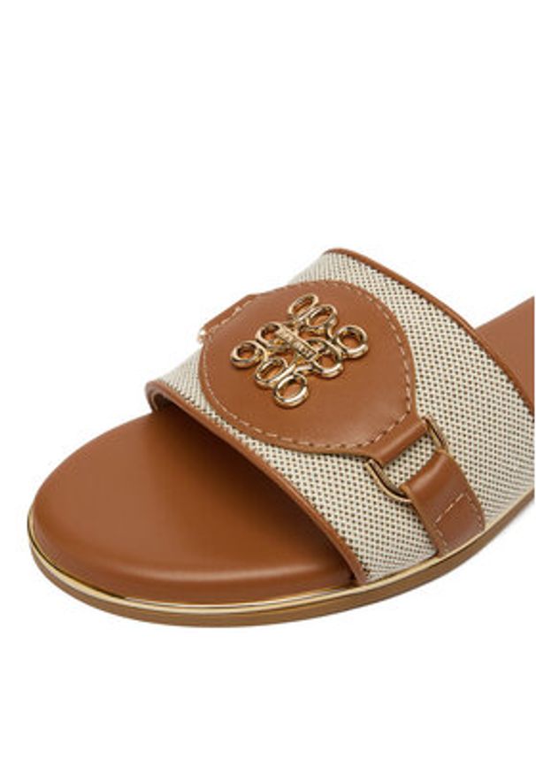 Nine West Klapki CEO-6165-32 Brązowy. Kolor: brązowy. Materiał: materiał