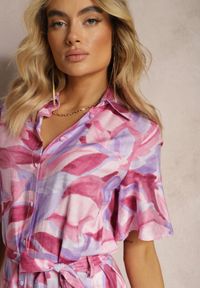 Renee - Fioletowo-Różowa Rozkloszowana Sukienka Wiązana w Pasie z Falbanami Salmarina. Kolor: fioletowy. Materiał: tkanina. Sezon: lato