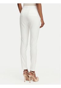 Babylon Spodnie materiałowe W E00057 Kremowy Slim Fit. Kolor: kremowy. Materiał: poliamid #4
