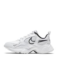 Buty do chodzenia damskie Nike Wmns Air Heights. Zapięcie: sznurówki. Kolor: biały. Materiał: materiał. Szerokość cholewki: normalna. Sport: turystyka piesza