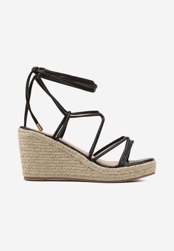 Renee - Czarne Boho Sandały na Koturnie z Plecionką z Juty Wiązane Wokół Kostki Saalka. Okazja: na plażę. Zapięcie: pasek. Kolor: czarny. Materiał: jedwab. Wzór: paski. Sezon: lato. Obcas: na koturnie. Styl: boho