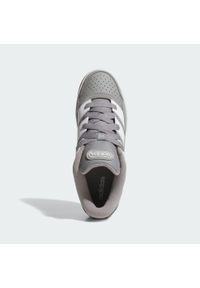 Adidas - Buty Turnaround. Kolor: brązowy, biały, wielokolorowy, szary. Sport: koszykówka, skateboard