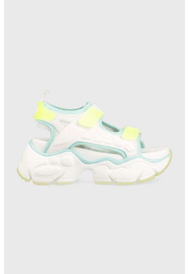 Buffalo sandały Binary Track damskie kolor biały na platformie 1602160. Zapięcie: rzepy. Kolor: biały. Materiał: materiał, guma. Wzór: paski. Obcas: na platformie