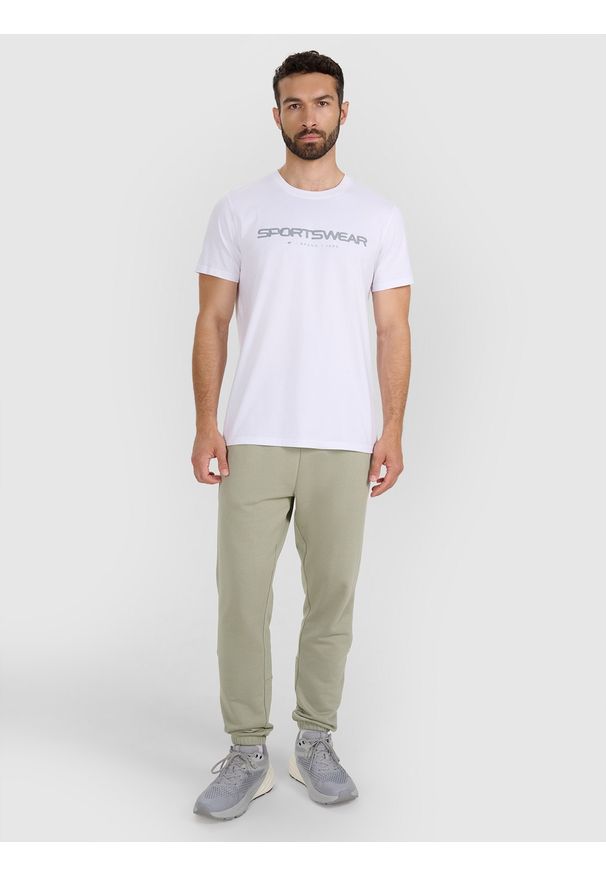 4f - 4F T-shirt regular z nadrukiem męski - biały XL. Okazja: na co dzień. Kolor: biały. Materiał: materiał, bawełna. Wzór: nadruk. Styl: casual