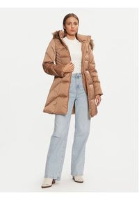 Guess Płaszcz zimowy New Olga W4BL40 WEX52 Beżowy Regular Fit. Kolor: beżowy. Materiał: syntetyk. Sezon: zima #4