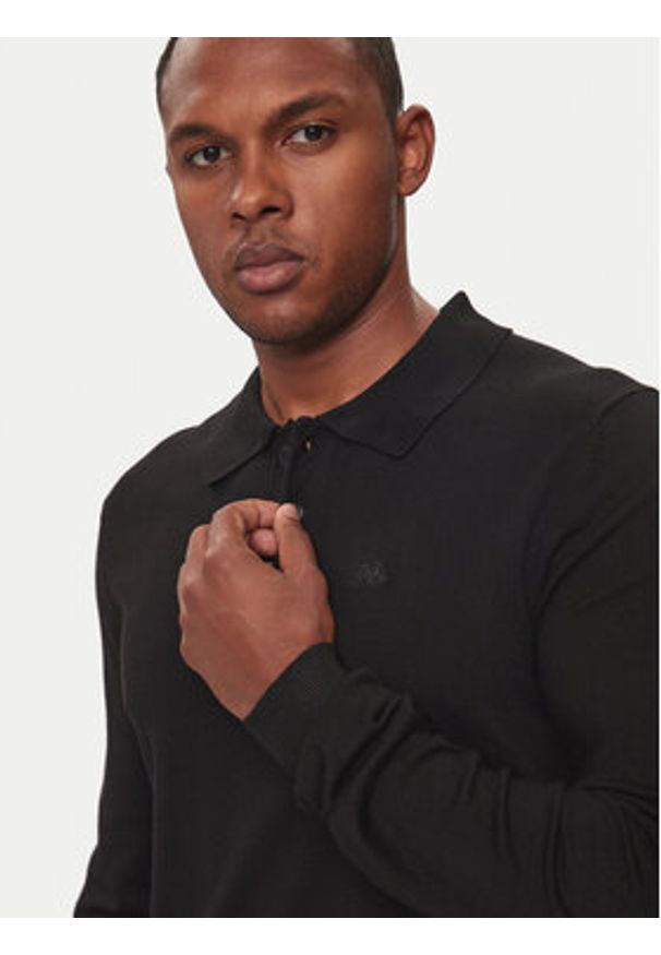 Lindbergh Polo 30-800144 Czarny Regular Fit. Typ kołnierza: polo. Kolor: czarny. Materiał: wiskoza