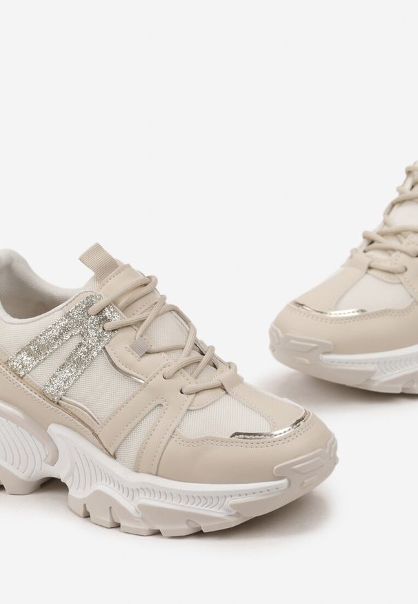 Renee - Beżowe Sznurowane Sneakersy na Grubej Podeszwie ze Wstawkami i Brokatem Widgeta. Kolor: beżowy