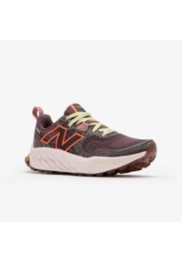 Buty do biegania w terenie damskie New Balance Fresh Foam X Hierro V8. Kolor: brązowy, pomarańczowy, wielokolorowy. Szerokość cholewki: normalna. Sport: bieganie