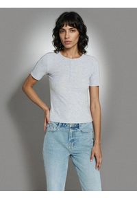 Sinsay - Bluzka z wiskozą - szary. Kolor: szary. Materiał: wiskoza #1