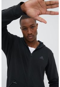 Adidas - adidas bluza treningowa Motion HC0639 męska kolor czarny z kapturem z aplikacją. Typ kołnierza: kaptur. Kolor: czarny. Materiał: skóra, dzianina, materiał. Wzór: aplikacja #4