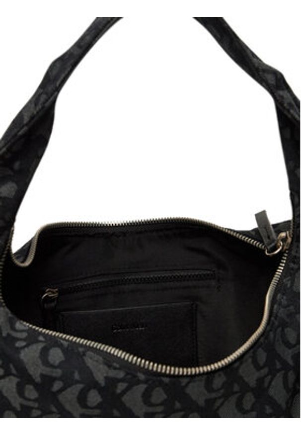 Calvin Klein Torebka Ckj Monogram Pinched Medium Shou LV04F3206G Czarny. Kolor: czarny