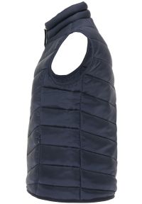Mustang - KAMIZELKA DAMSKA MUSTANG Holly SC Light Vest 1010605 4136. Okazja: na imprezę, na co dzień. Typ kołnierza: bez kaptura. Materiał: jeans, puch. Wzór: kolorowy, aplikacja, jednolity. Sezon: zima, jesień, lato. Styl: klasyczny, sportowy, casual