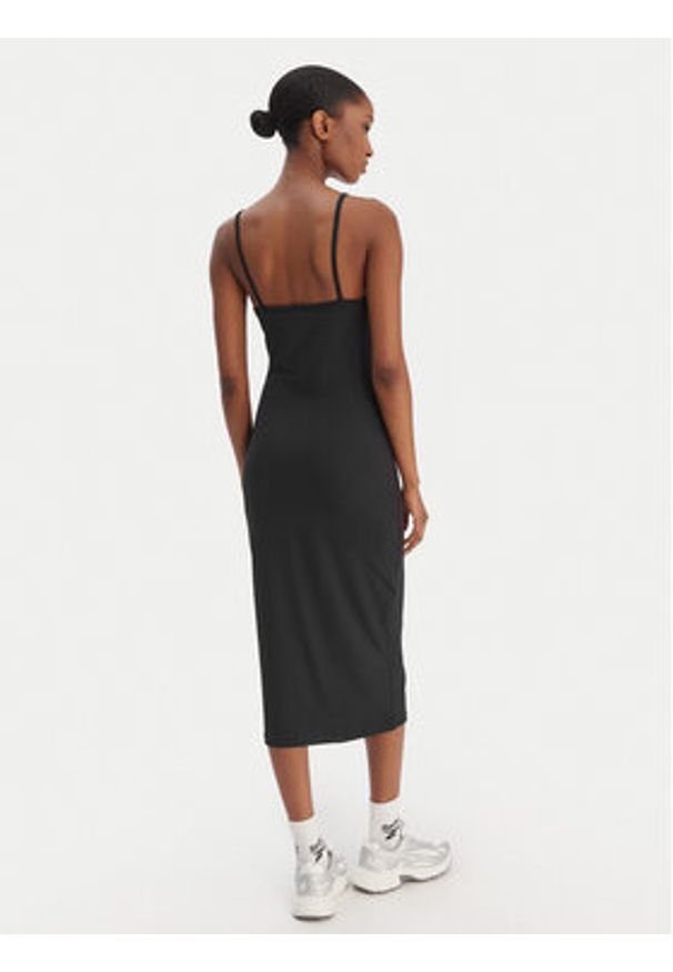 Reebok Sukienka codzienna Madaleine RK25515CCW Czarny Slim Fit. Okazja: na co dzień. Kolor: czarny. Materiał: syntetyk. Typ sukienki: proste. Styl: casual