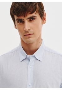 Pako Lorente - PAKO LORENTE – Błękitna koszula z lnu i bawełny. Kolor: czarny, niebieski, biały. Materiał: bawełna, len. Długość rękawa: długi rękaw. Długość: długie. Sezon: wiosna, lato #3