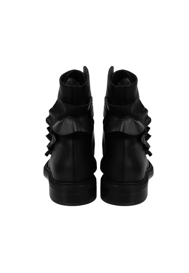 Pinko Botki "Velocita" | 1P211V Y41P | Kobieta | Czarny. Okazja: na spacer. Kolor: czarny. Materiał: skóra. Obcas: na płaskiej podeszwie