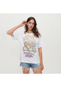 House - Luźna koszulka z nadrukiem w stylu vintage biała - Biały. Kolor: biały. Wzór: nadruk. Styl: vintage #1