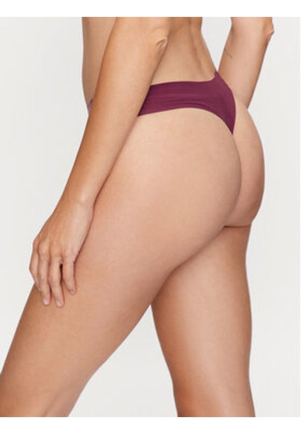 Chantelle Stringi Soft Stretch C26490 Bordowy. Kolor: czerwony. Materiał: syntetyk