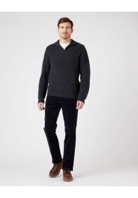 Wrangler - WRANGLER HALF ZIP KNIT MĘSKI SWETER KLASYCZNY ROZPINANY LOGO DARK GREY W8D0PJX06 112321333. Styl: klasyczny #3