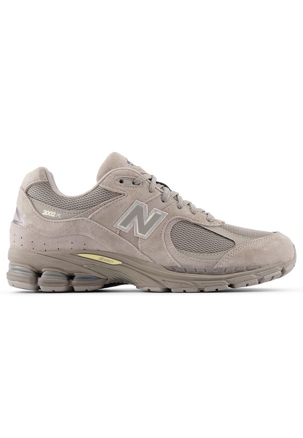 Buty unisex New Balance U2002RP – beżowe. Kolor: beżowy. Materiał: zamsz, guma. Szerokość cholewki: normalna