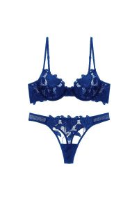 Intica - Komplet bielizny z kwiatowym haftem na specjalne okazje Flossy. Kolor: niebieski. Materiał: materiał. Wzór: kwiaty, haft