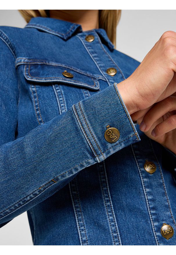 Lee - LEE DAMSKA SUKIENKA JEANSOWA LEE FOREVERFIT RIDER DRESS CLEAN RILEY 112355125. Materiał: jeans