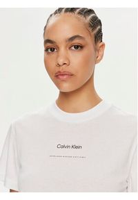 Calvin Klein T-Shirt Multi Logo K20K207215 Biały Regular Fit. Kolor: biały. Materiał: bawełna #4