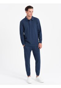 Ombre Clothing - Komplet męski dresowy bluza z kołnierzem polo + spodnie - granatowy V5. Typ kołnierza: polo. Kolor: niebieski. Materiał: dresówka