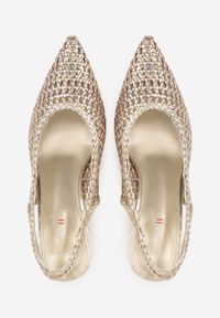 Born2be - Złote Ażurowe Czółenka z Plecionki na Szpilce z Odkrytą Piętą Akisishia. Okazja: na co dzień. Kolor: złoty. Materiał: len. Wzór: ażurowy. Obcas: na szpilce. Styl: boho, casual, elegancki #2