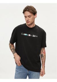 Calvin Klein Jeans T-Shirt Photoprint J30J325195 Czarny Regular Fit. Kolor: czarny. Materiał: bawełna #1