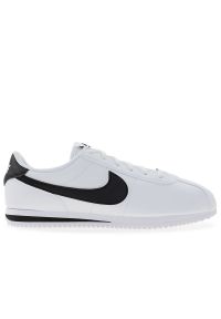 Buty młodzieżowe Nike Cortez GS DM0950-108 - białe. Kolor: biały. Materiał: guma, materiał, skóra, syntetyk. Szerokość cholewki: normalna. Wzór: jodełka. Model: Nike Cortez