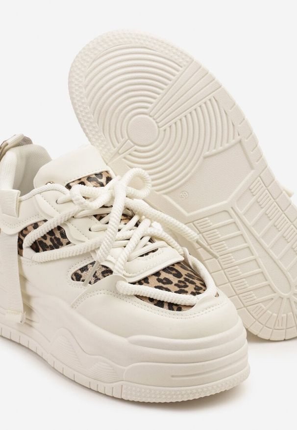 Renee - Beżowo-Panterkowe Sneakersy w Streetwearowym Stylu na Tłoczonej Platformie z Brokatem Mailienne. Okazja: na co dzień. Kolor: beżowy. Szerokość cholewki: normalna. Wzór: aplikacja. Obcas: na platformie