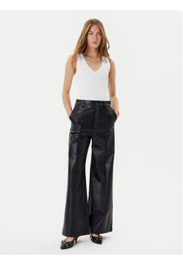 Karl Lagerfeld - KARL LAGERFELD Top A3W17005 Biały Slim Fit. Typ kołnierza: dekolt w karo. Kolor: biały. Materiał: bawełna