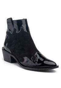 Marco Shoes Czarne botki z naturalnego zamszu z dodatkiem lakieru. Kolor: czarny. Materiał: zamsz, lakier #7