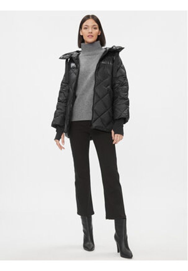 Marella Kurtka zimowa Stadio 2334860339200 Czarny Regular Fit. Kolor: czarny. Materiał: syntetyk. Sezon: zima