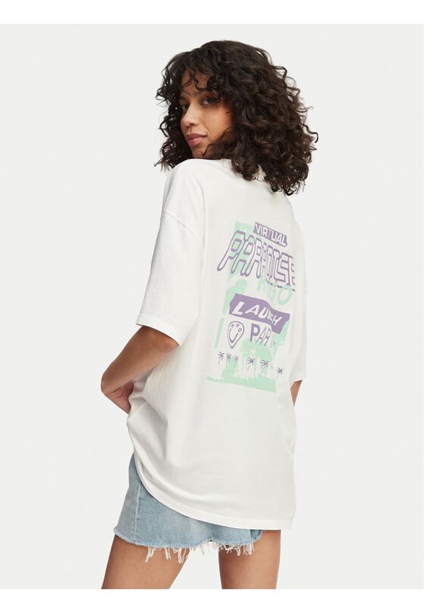 Hugo - HUGO T-Shirt Tee 50560784 Biały Oversize. Kolor: biały. Materiał: bawełna