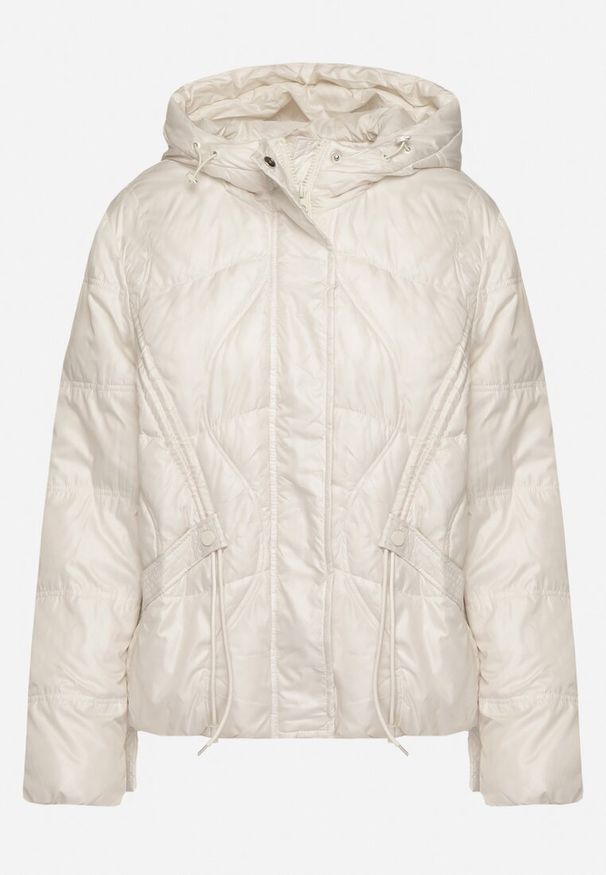 Born2be - Biała Kurtka z Kapturem Ozdobiona Przeszyciami i Sznurkami Boledia. Okazja: na co dzień. Typ kołnierza: kaptur. Kolor: biały. Materiał: jeans. Wzór: aplikacja. Styl: casual