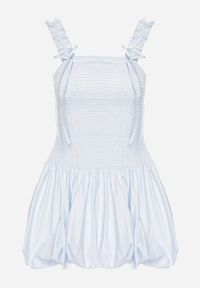 Born2be - Jasnoniebieska Bawełniana Sukienka Bombka na Ramiączkach z Elastyczną Górą Linarisena. Okazja: na imprezę, na co dzień. Typ kołnierza: kokarda. Kolor: niebieski. Materiał: bawełna. Długość rękawa: na ramiączkach. Typ sukienki: bombki. Styl: casual, elegancki #6