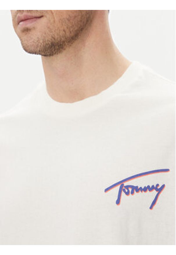 Tommy Jeans T-Shirt Faded Graphic DM0DM20768 Biały Relaxed Fit. Kolor: biały. Materiał: bawełna