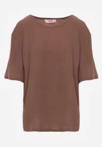 Born2be - Brązowy Minimalistyczny T-shirt z Teksturowanej Tkaniny z Bawełną Shinost. Okazja: na co dzień, do pracy. Kolekcja: plus size. Kolor: brązowy. Materiał: bawełna, tkanina. Styl: casual #6